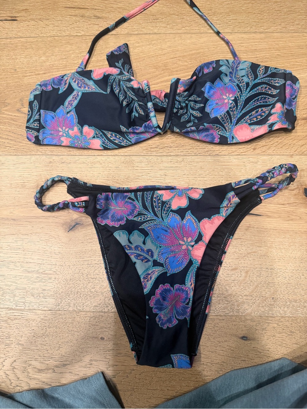 O’Neil Bandeau Bikini Set - Black with Pink & Blue Floral Print
